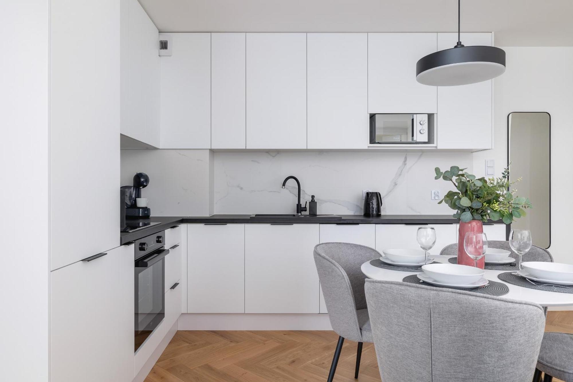 Lux Apartments Kosciuszki 39 With Parking By Renters Prestige Krakau Buitenkant foto